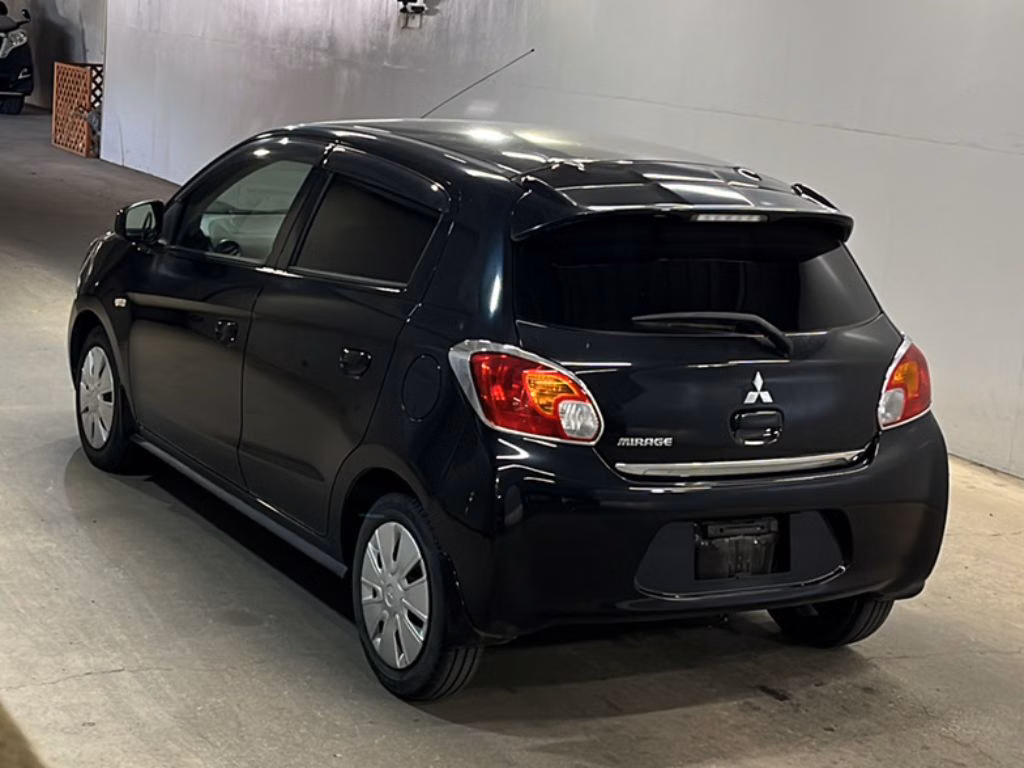 MITSUBISHI MIRAGE