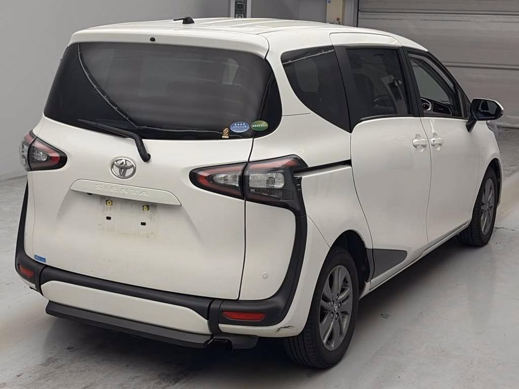 TOYOTA SIENTA