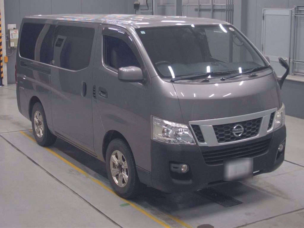 NISSAN NV350 CARAVAN
