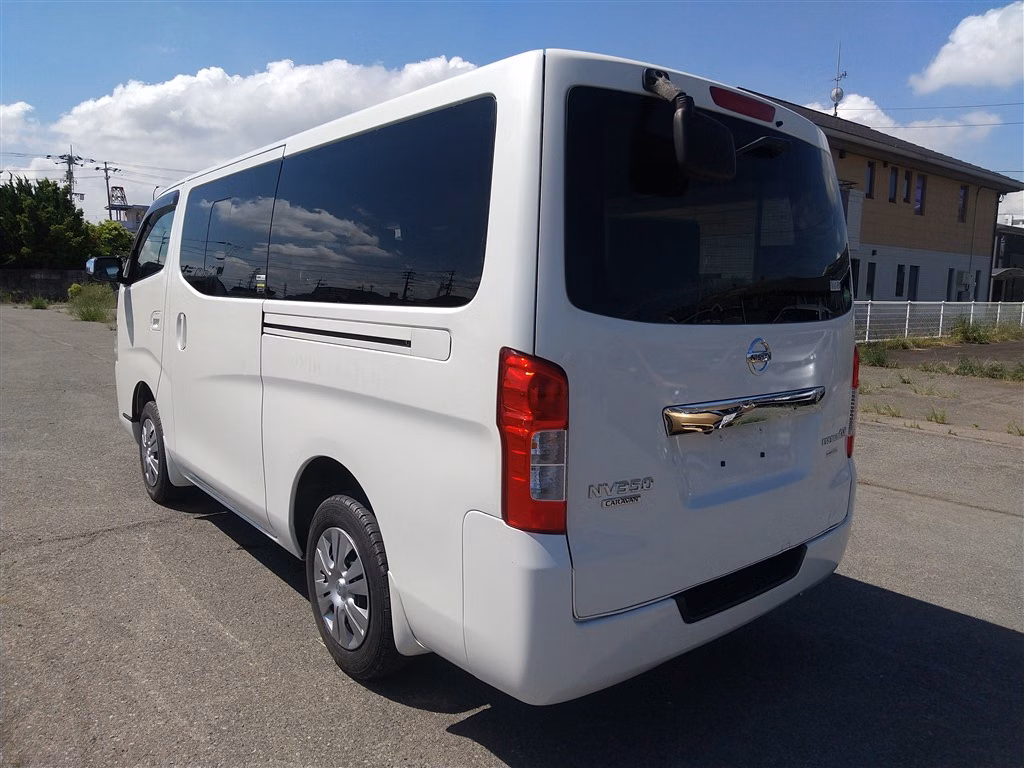 NISSAN NV350 CARAVAN