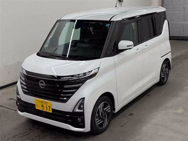 NISSAN ROOX