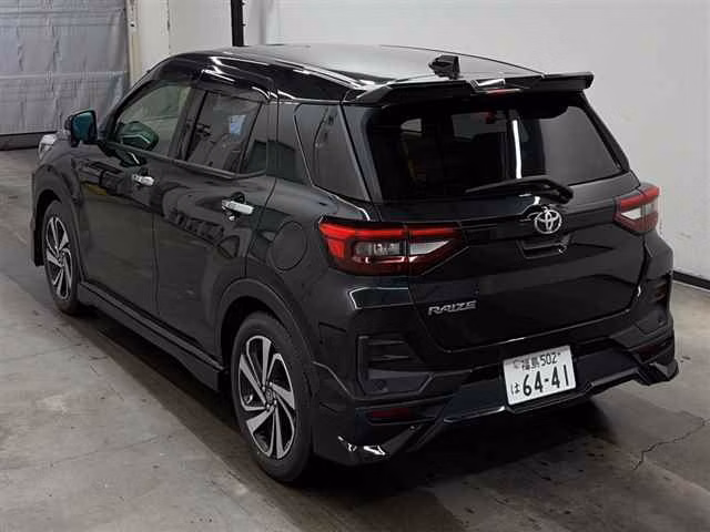TOYOTA RAIZE