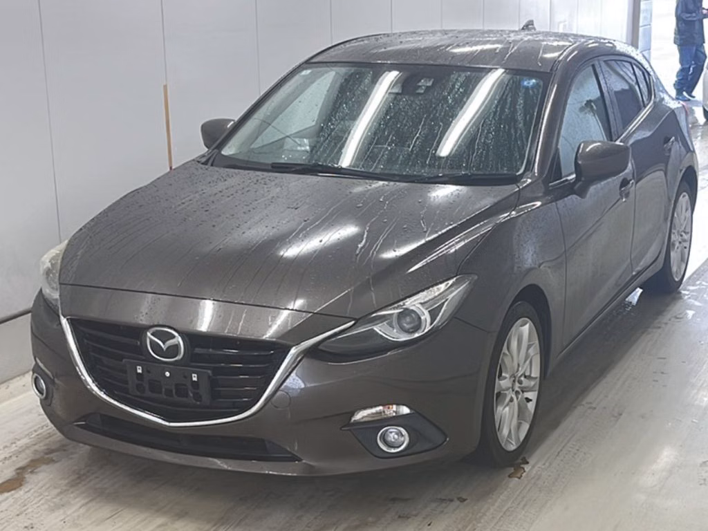 MAZDA AXELA