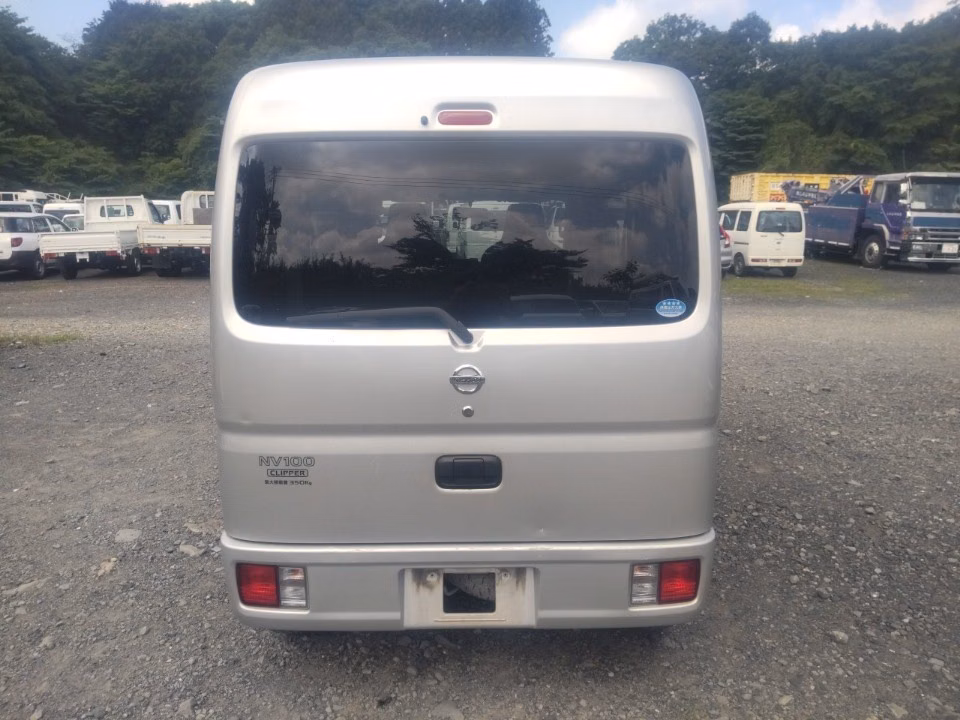 NISSAN NV100 CLIPPER