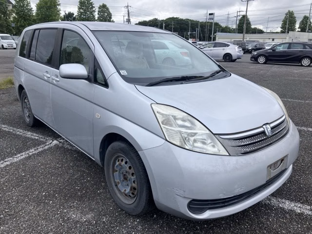 TOYOTA ISIS