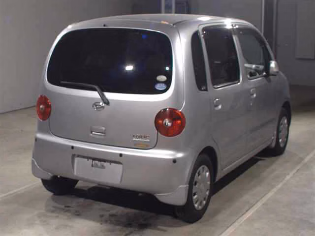 DAIHATSU MOVE LATTE