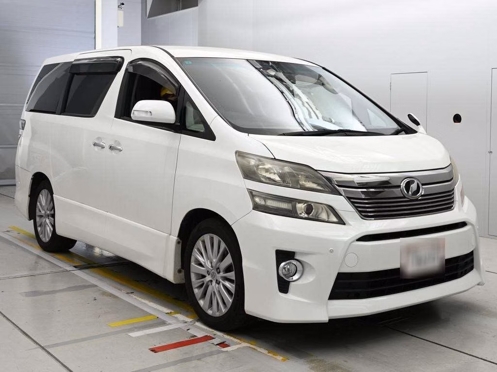 TOYOTA VELLFIRE