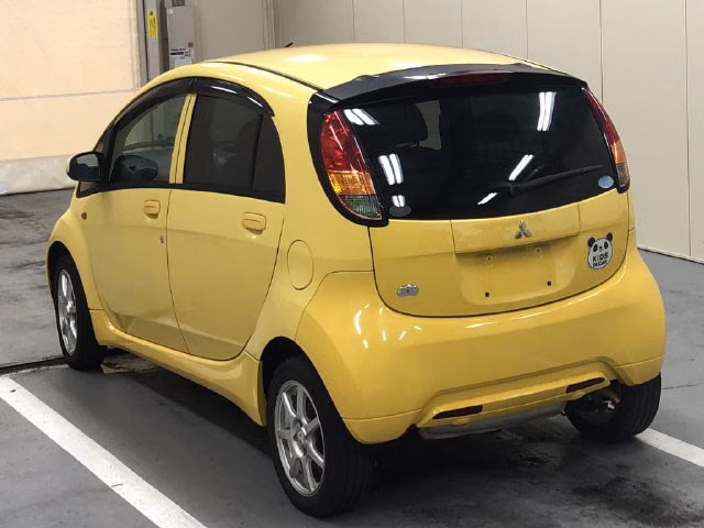 MITSUBISHI I