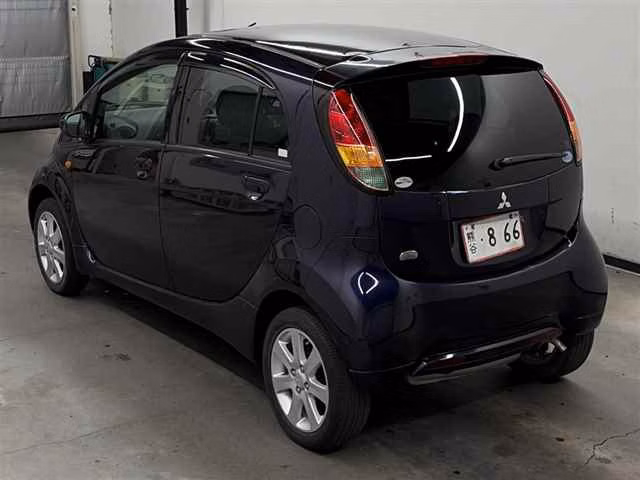 MITSUBISHI I