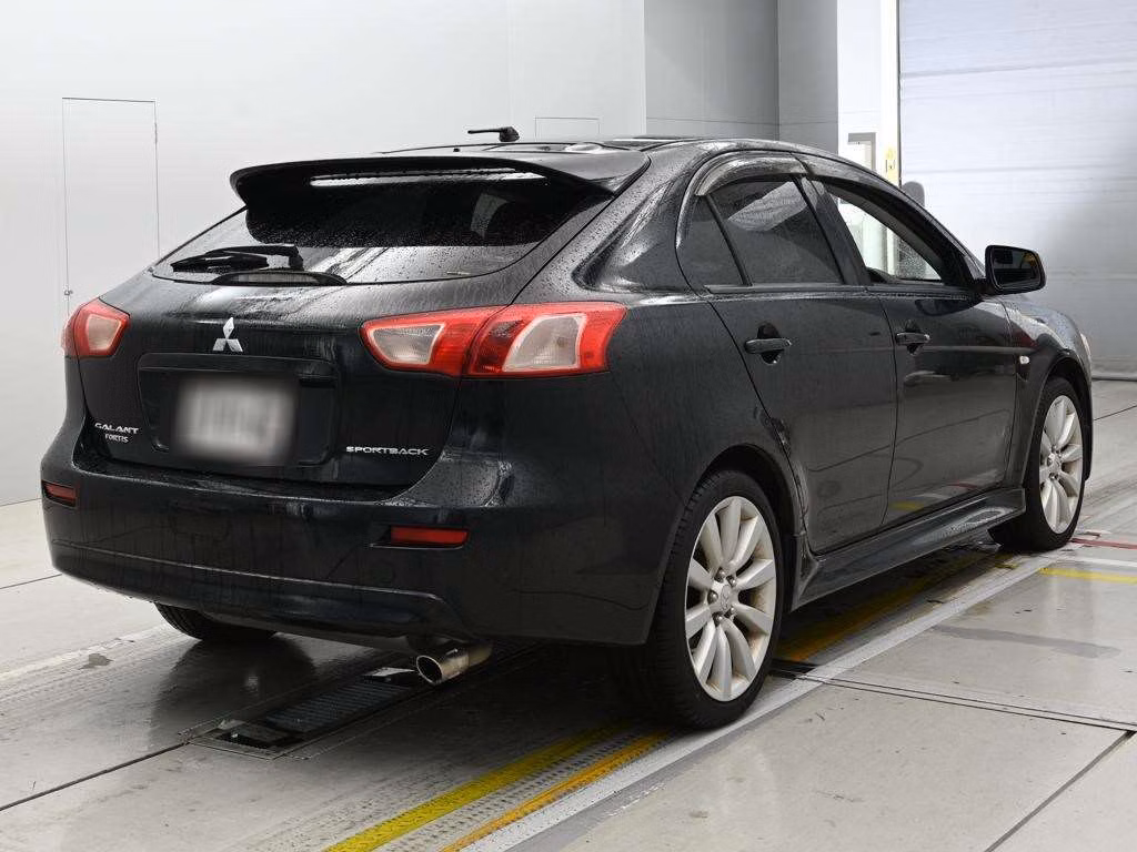 MITSUBISHI LANCER