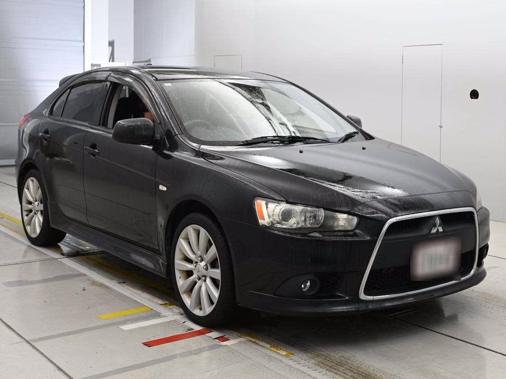MITSUBISHI LANCER