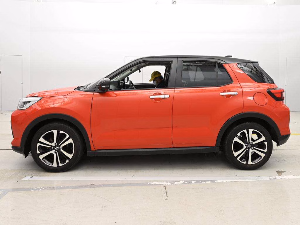 DAIHATSU ROCKY