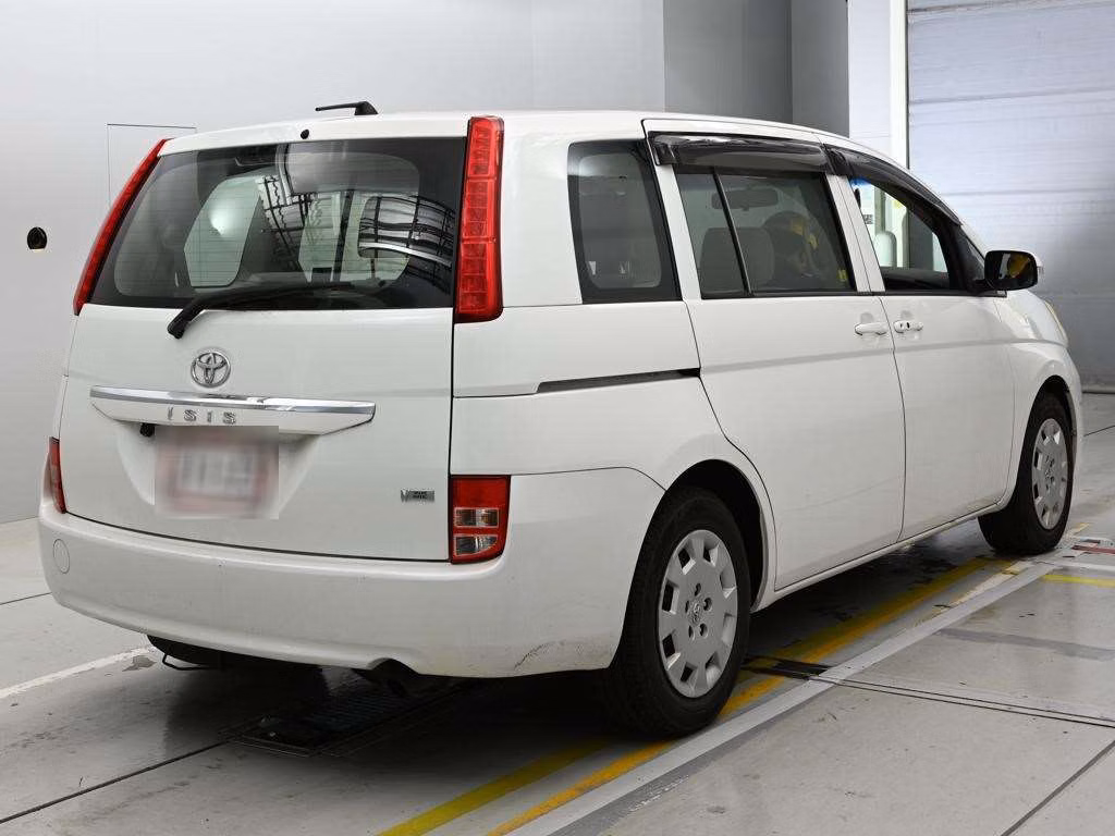 TOYOTA ISIS