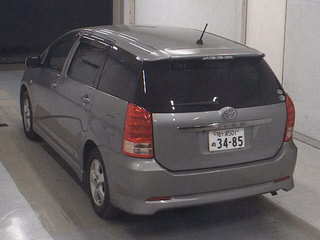 TOYOTA WISH
