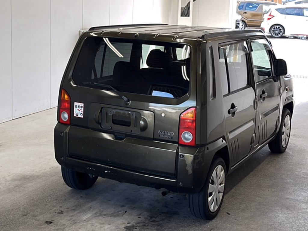DAIHATSU NAKED
