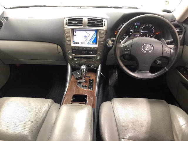 LEXUS IS350