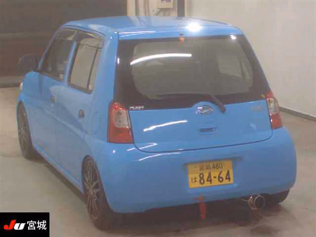 DAIHATSU ESSE