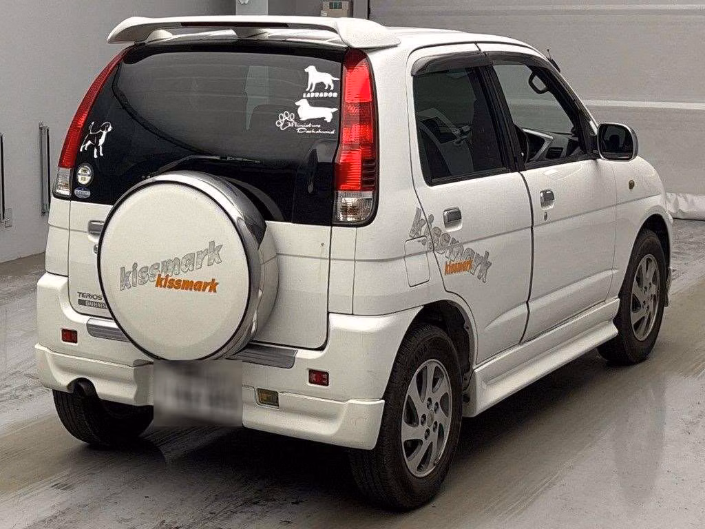DAIHATSU TERIOS KID