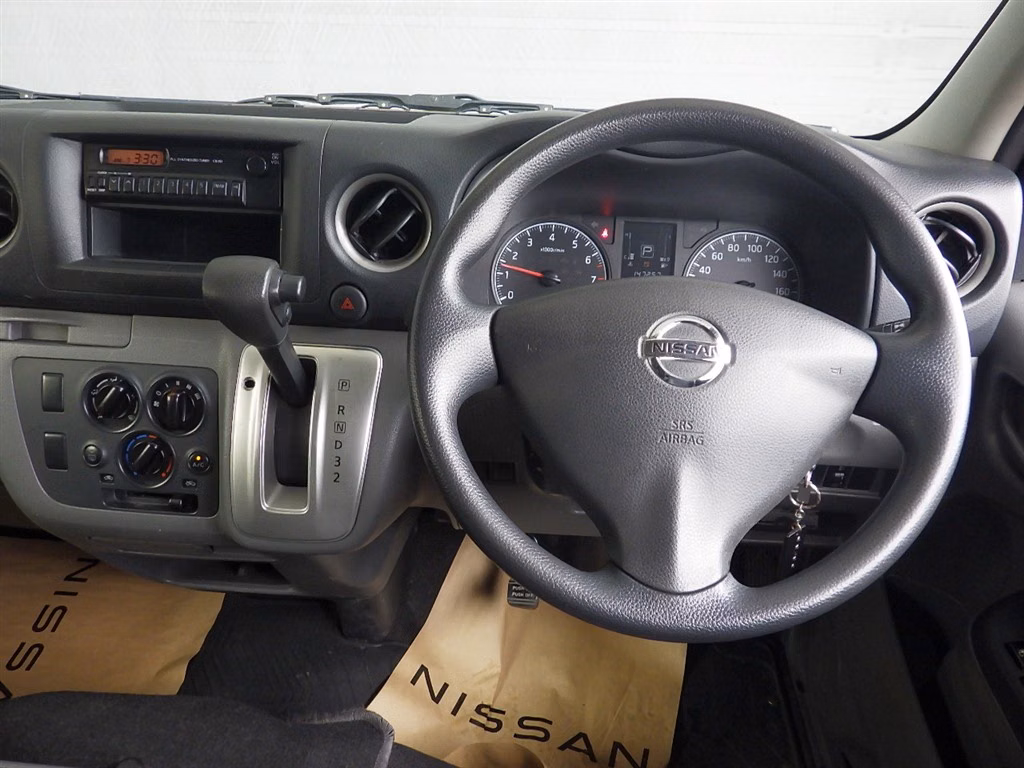 NISSAN NV350 CARAVAN