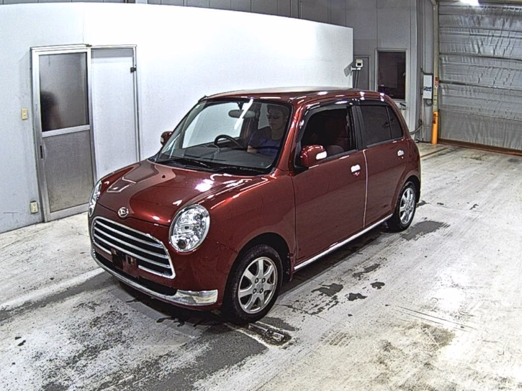 DAIHATSU MIRA GINO