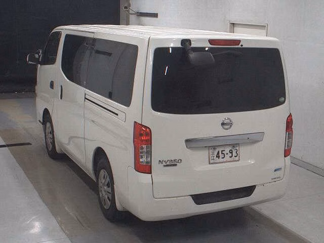 NISSAN NV350 CARAVAN