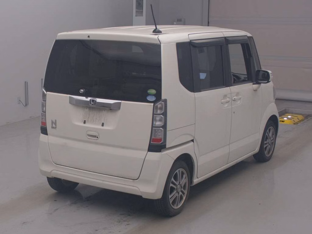 HONDA N-BOX