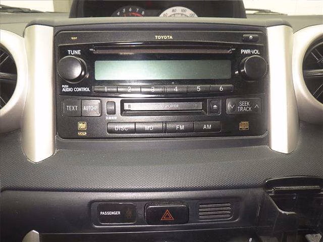 TOYOTA IST