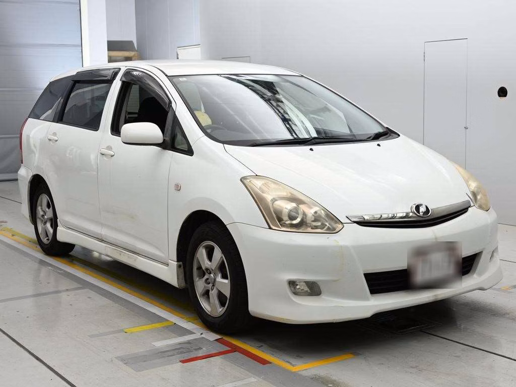 TOYOTA WISH