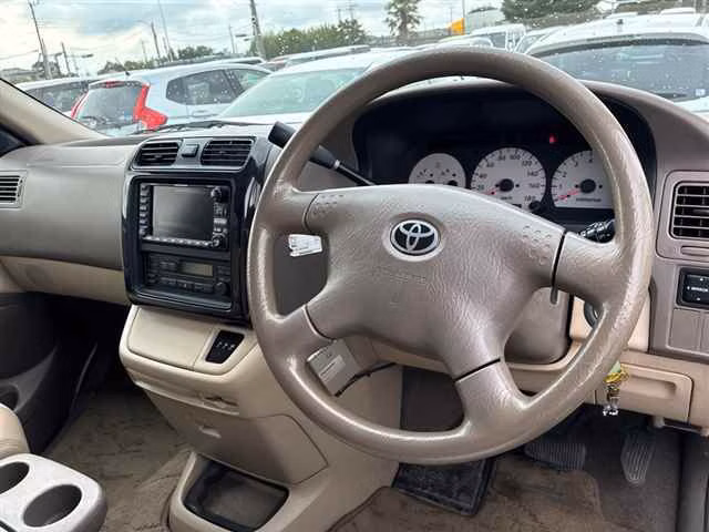TOYOTA GRANVIA