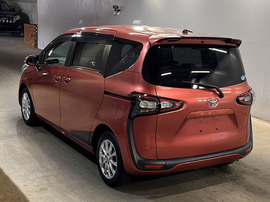 TOYOTA SIENTA