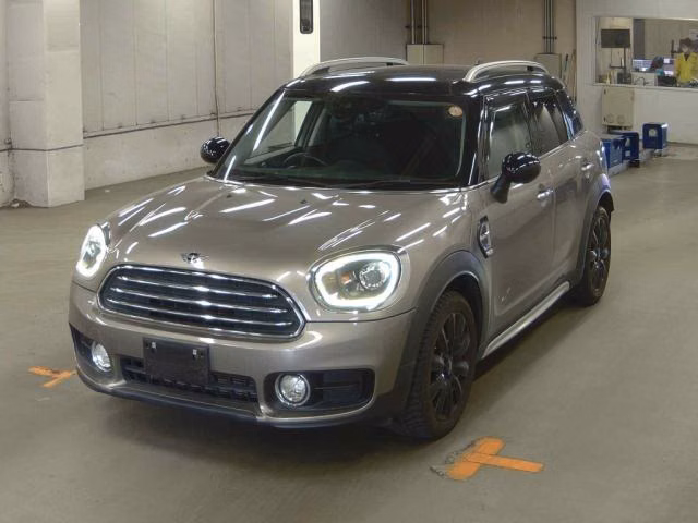 MINI CROSSOVER