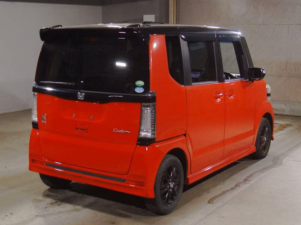HONDA N-BOX