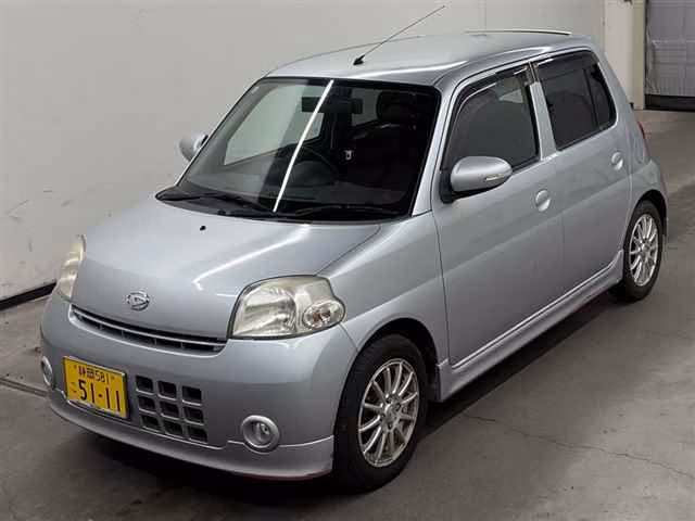 DAIHATSU ESSE