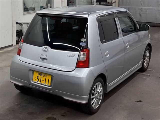 DAIHATSU ESSE