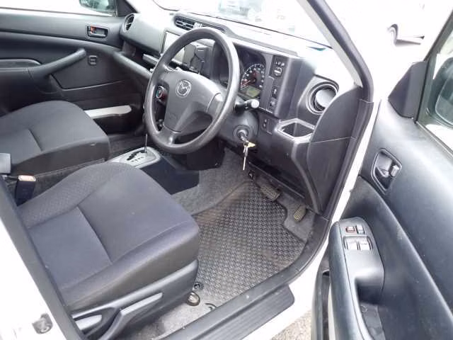 MAZDA FAMILIA