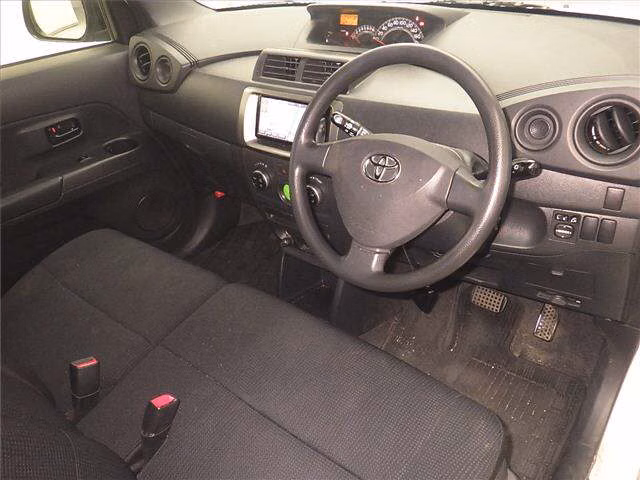 TOYOTA BB
