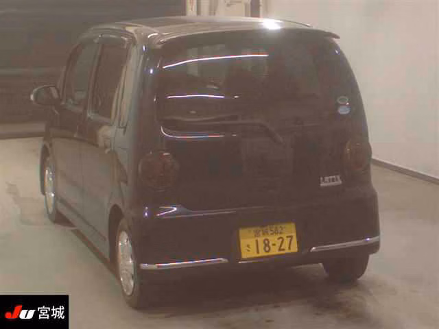 DAIHATSU MOVE LATTE