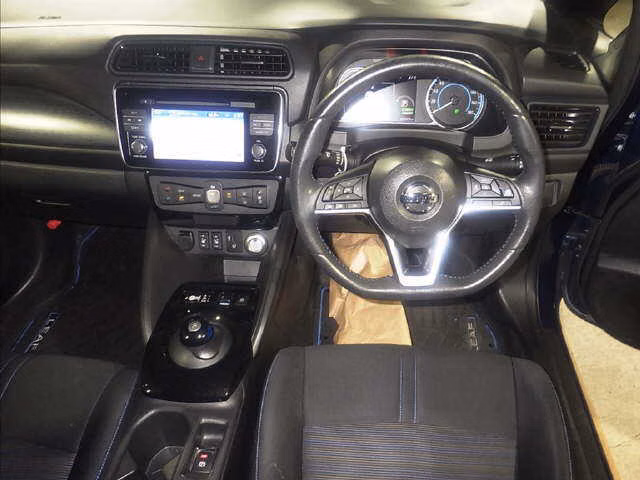 NISSAN LEAF