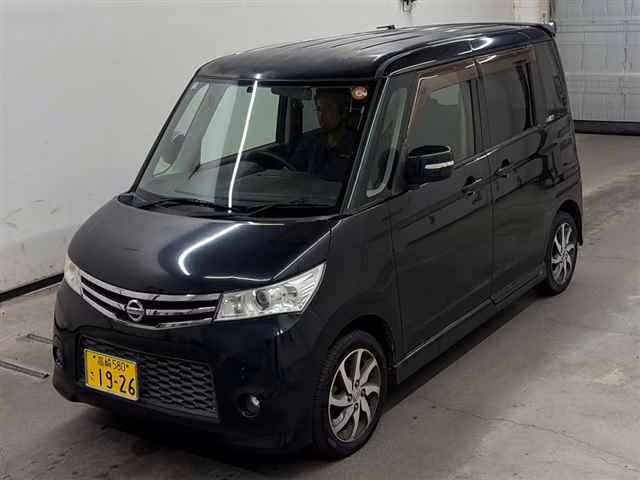 NISSAN ROOX