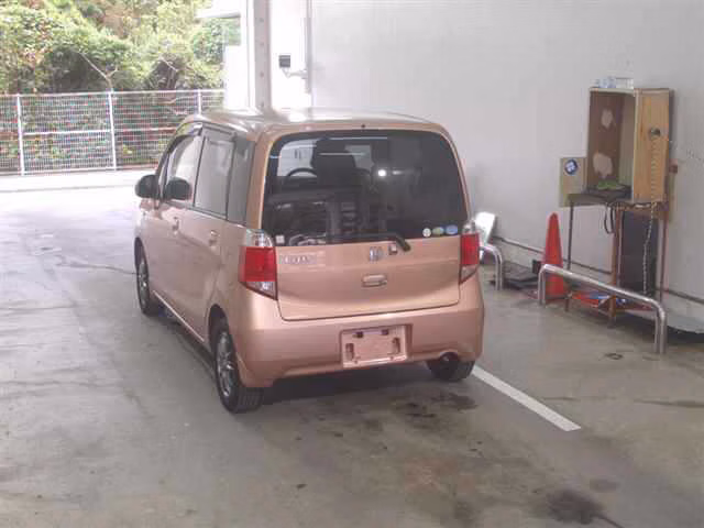 HONDA LIFE