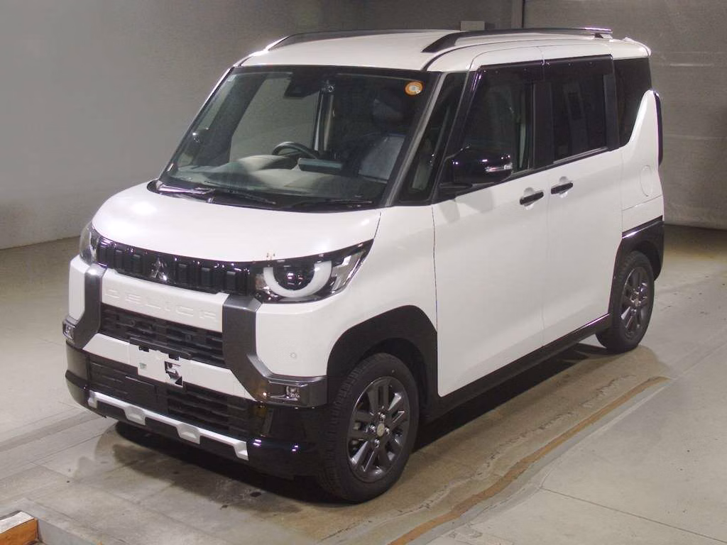 MITSUBISHI DELICA MINI