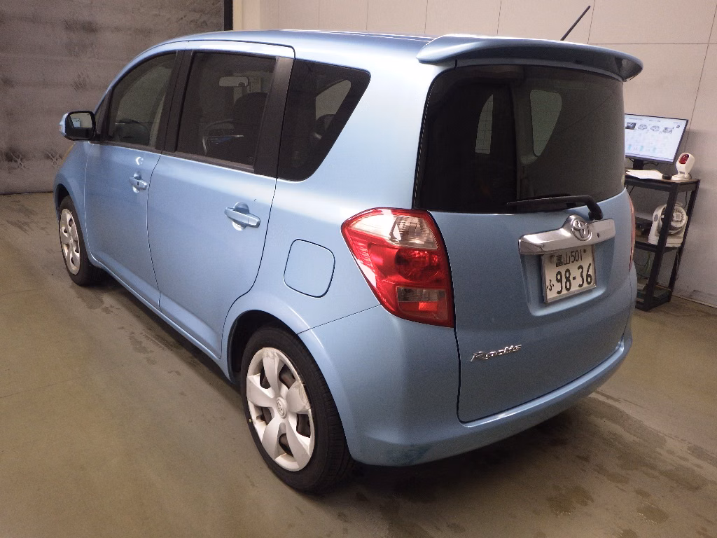 TOYOTA RACTIS