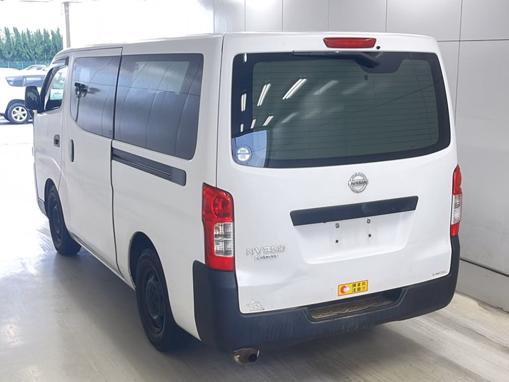 NISSAN NV350 CARAVAN