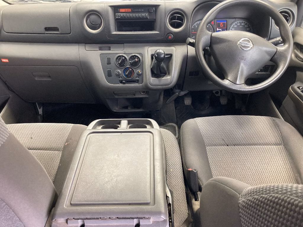 NISSAN NV350 CARAVAN
