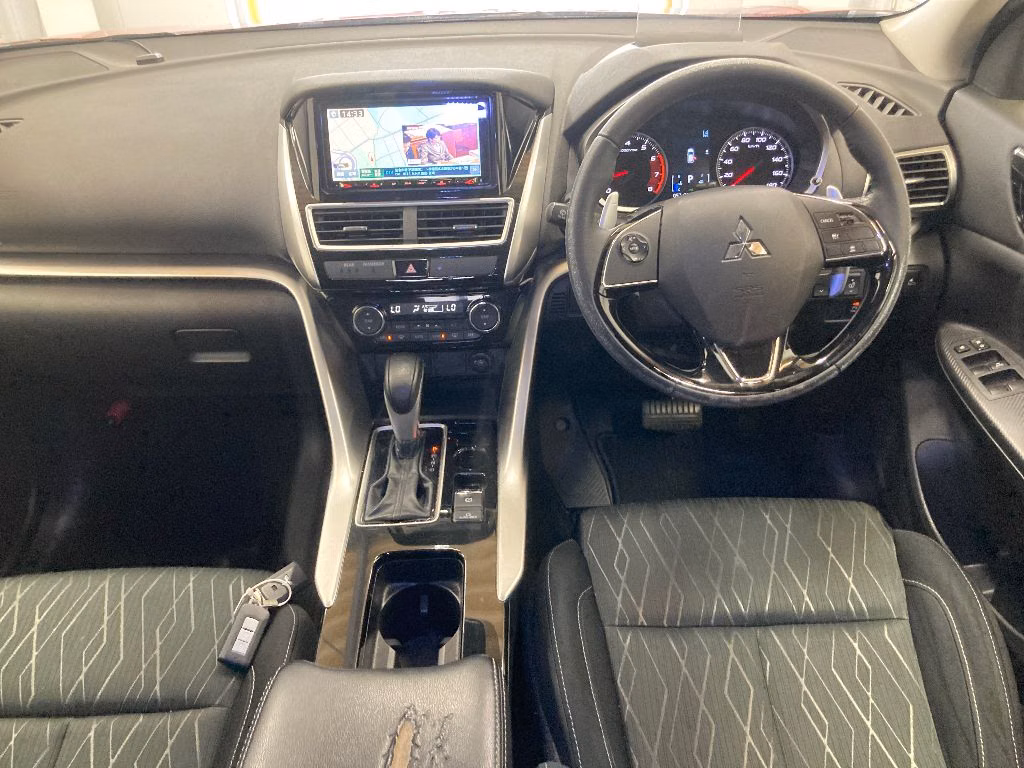 MITSUBISHI ECLIPSE CROSS