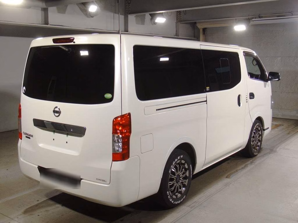 NISSAN NV350 CARAVAN