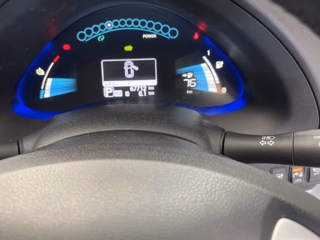 NISSAN LEAF