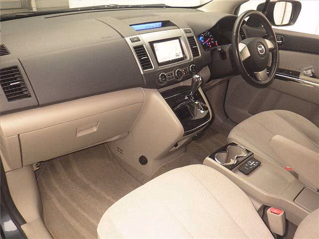 MAZDA MPV