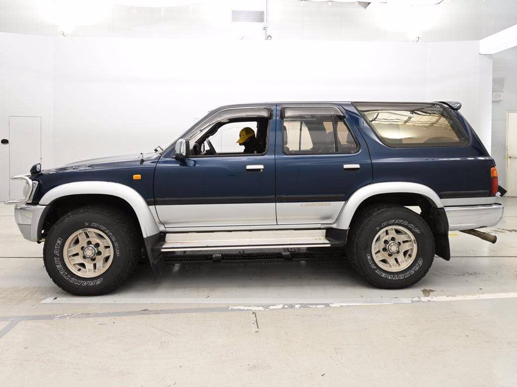 TOYOTA HILUX SURF