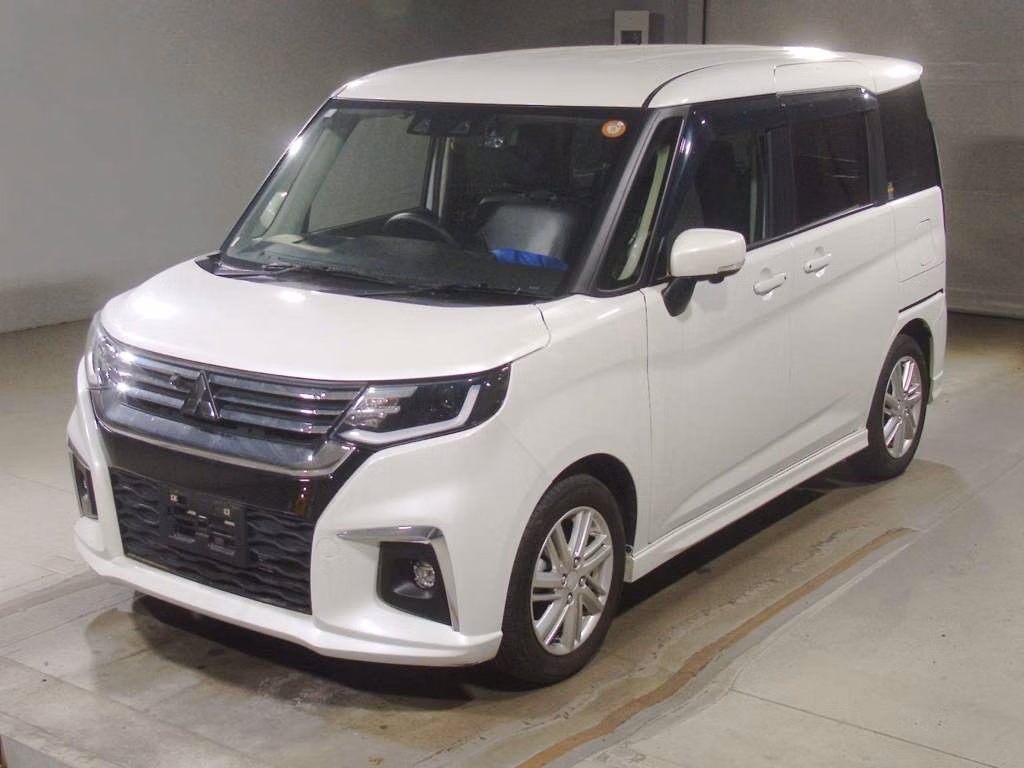 MITSUBISHI DELICA D:2